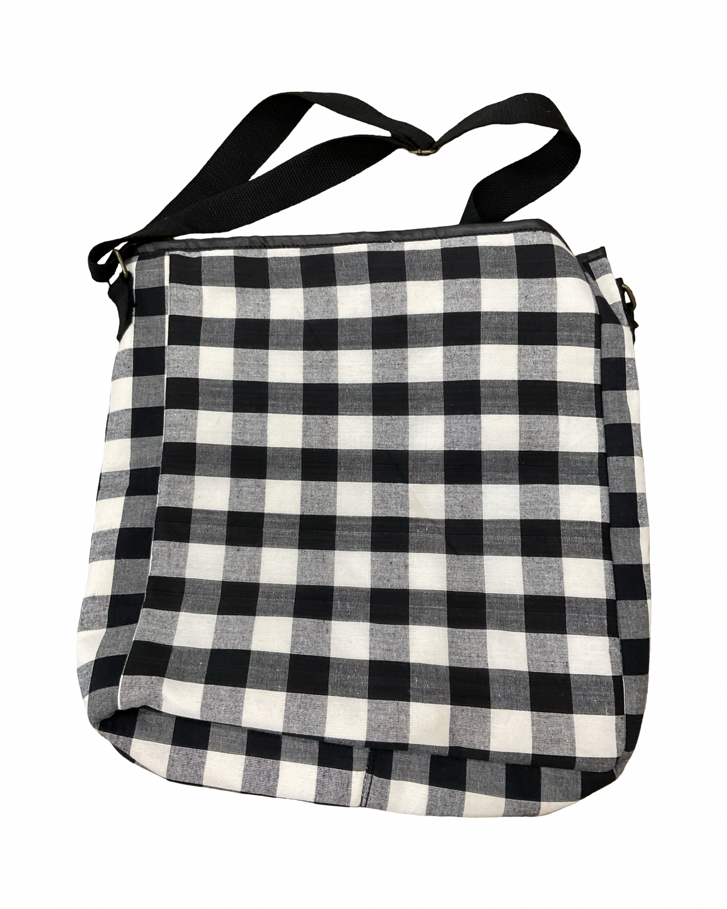 Tote By Clothes Mentor In Black & White, Size:Large