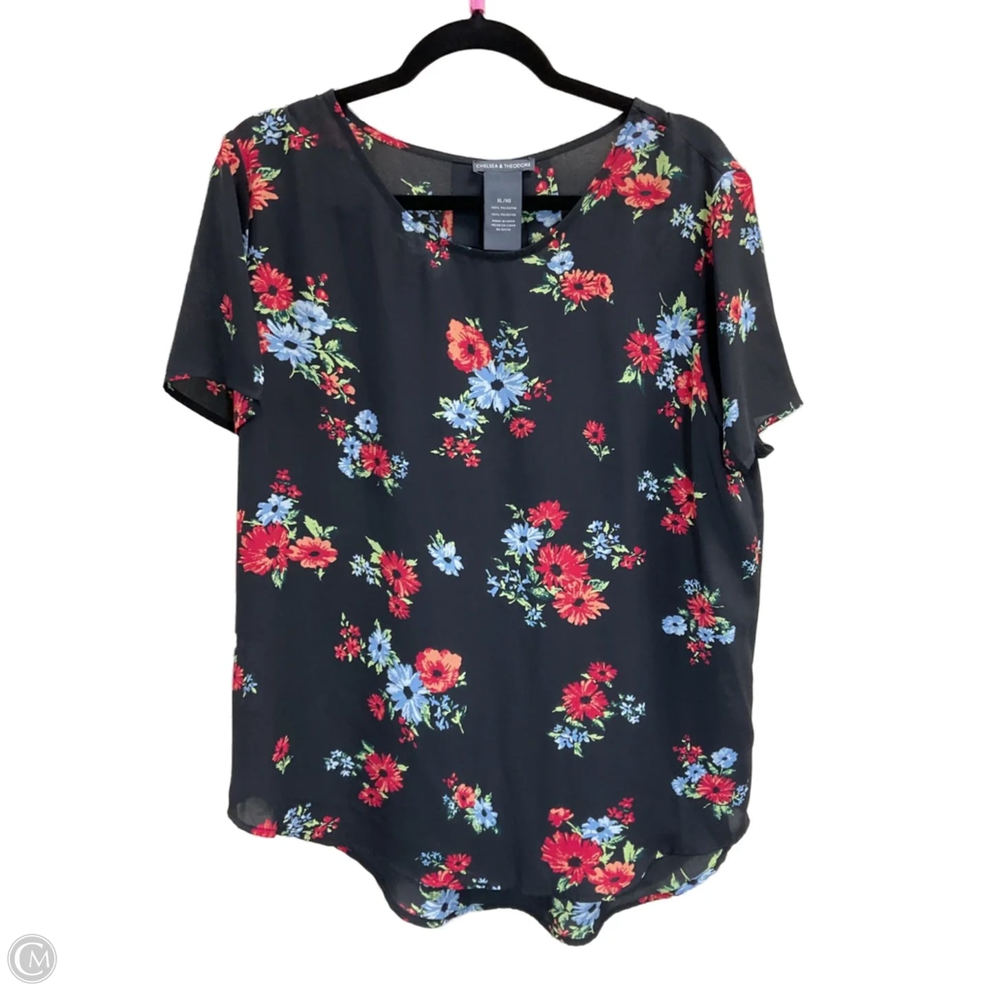 Top Short Sleeve By Chelsea And Theodore In Black, Size: Xl