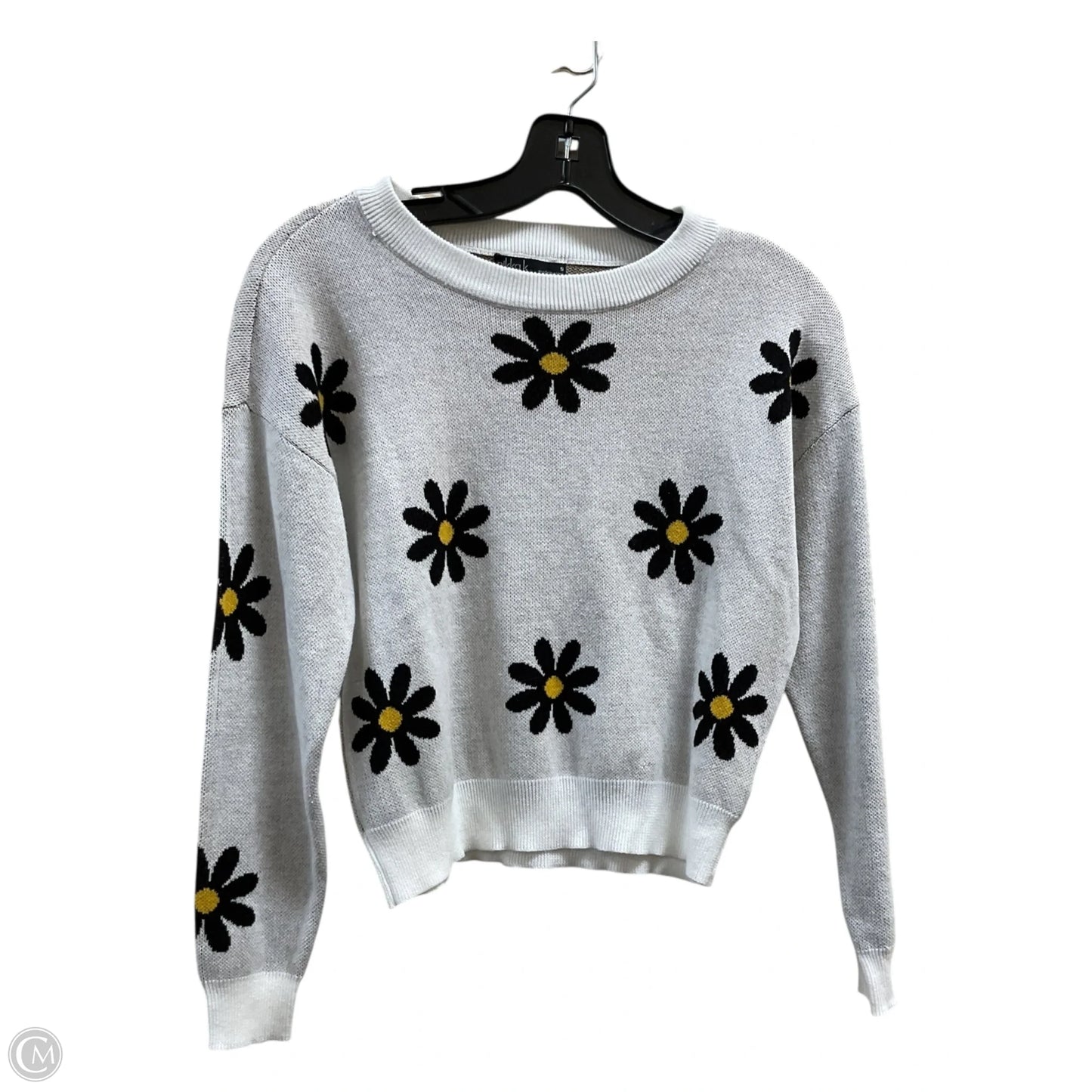 Sweater By Clothes Mentor In Cream, Size: S