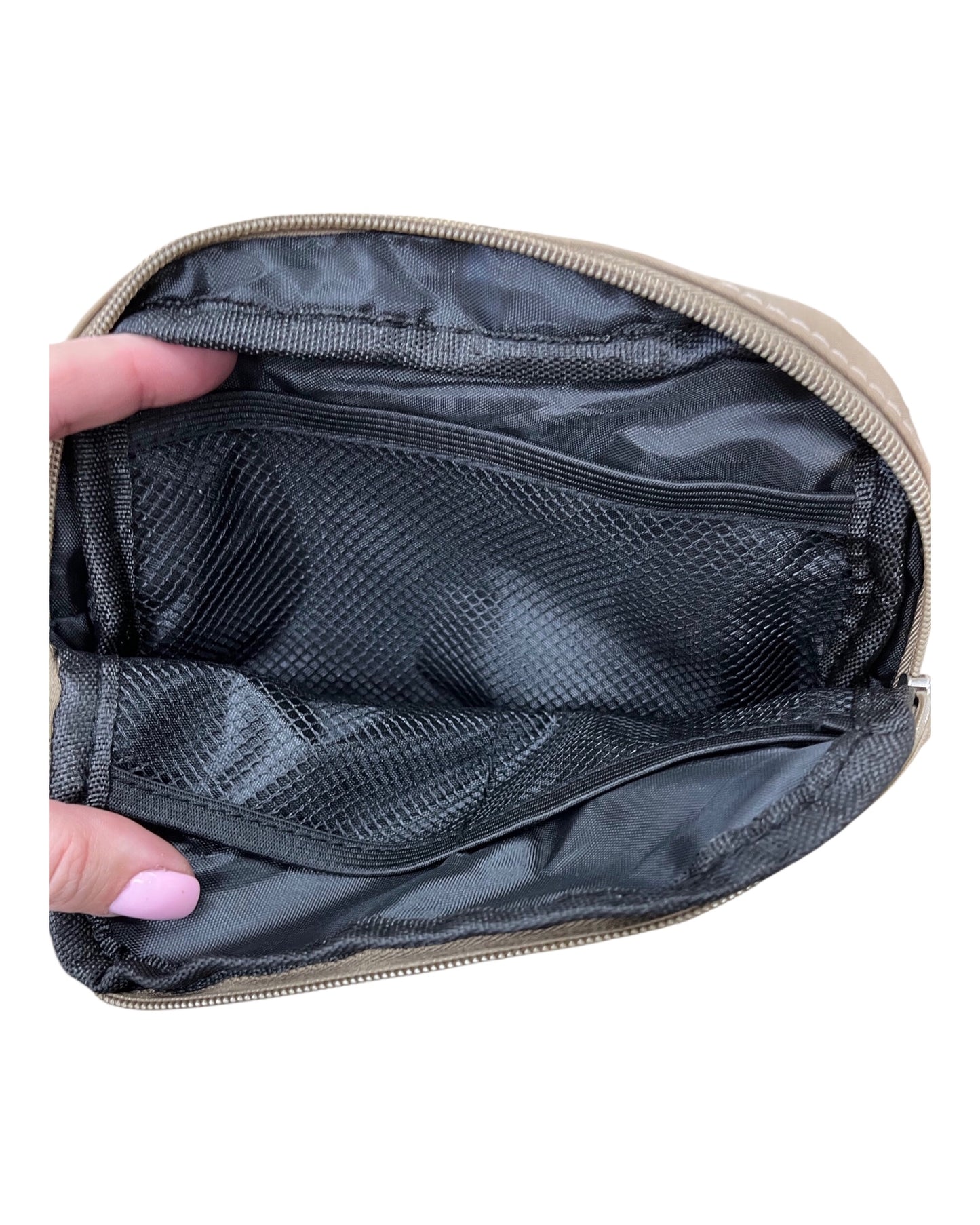 Handbag By Clothes Mentor In Tan, Size:Small