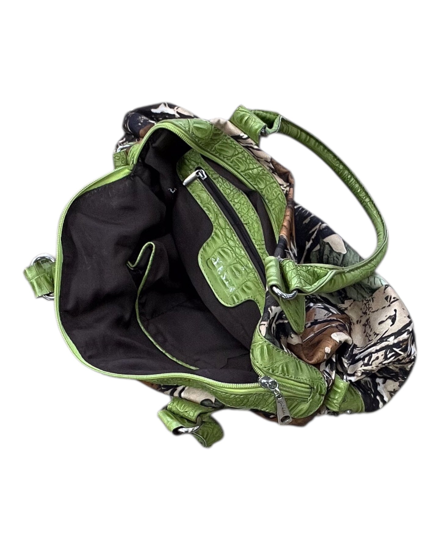 Handbag By Clothes Mentor In Camouflage Print, Size:Medium