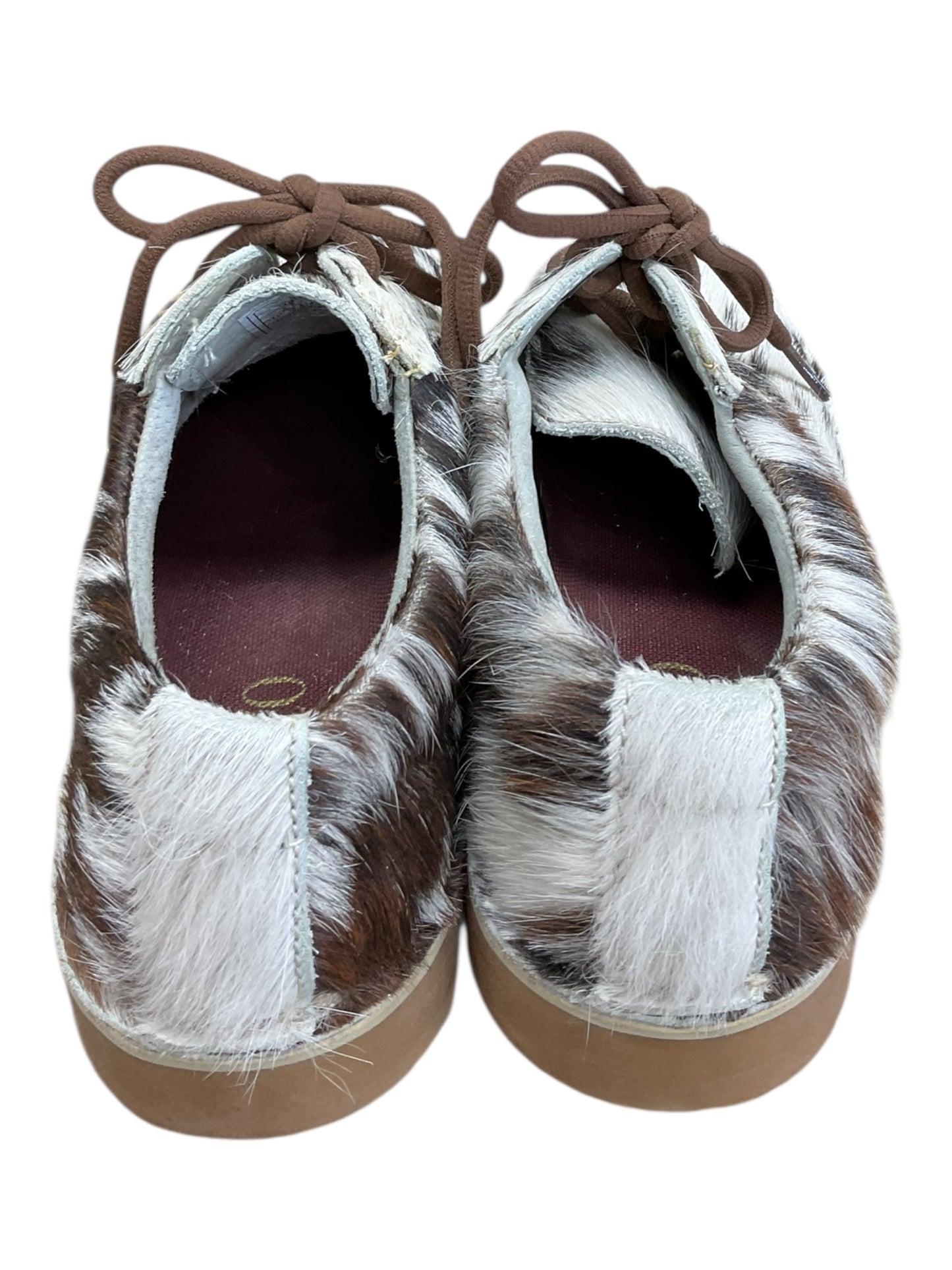 Shoes Flats By Clothes Mentor In Brown & Cream, Size:7.5