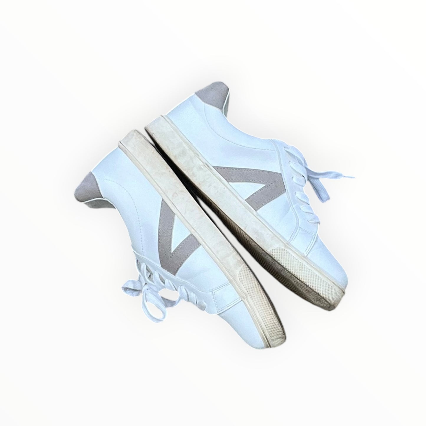 Shoes Athletic By Mia In White, Size:9