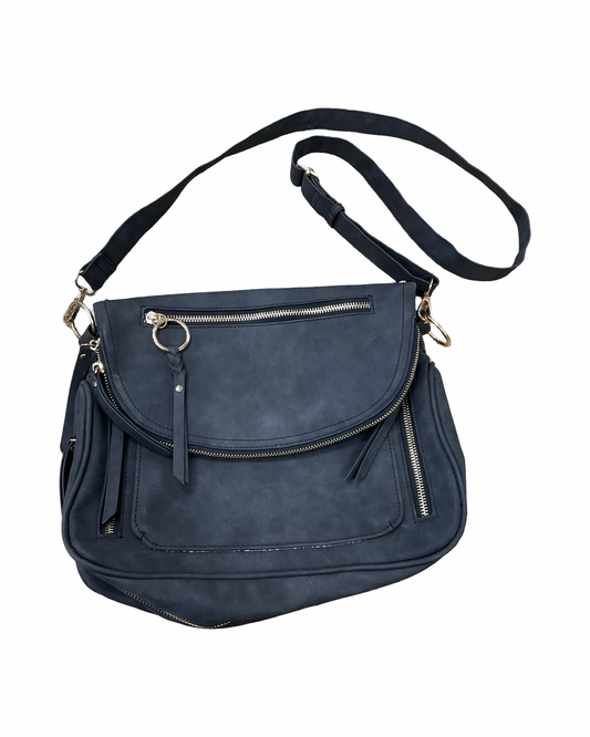 Crossbody By Clothes Mentor In Grey, Size:Medium