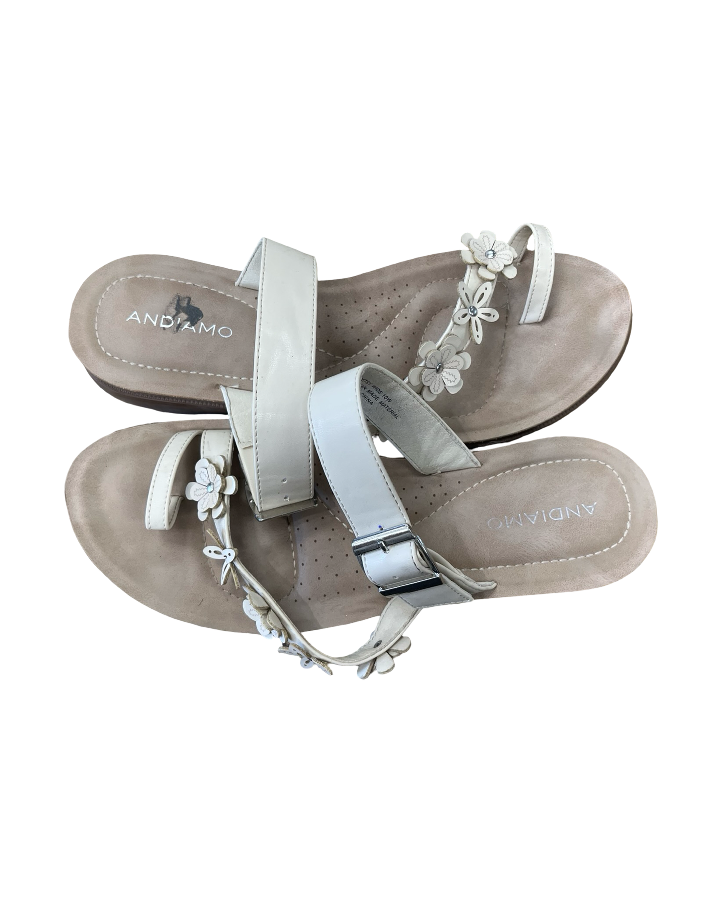 Sandals Flats By Clothes Mentor In Cream, Size:10
