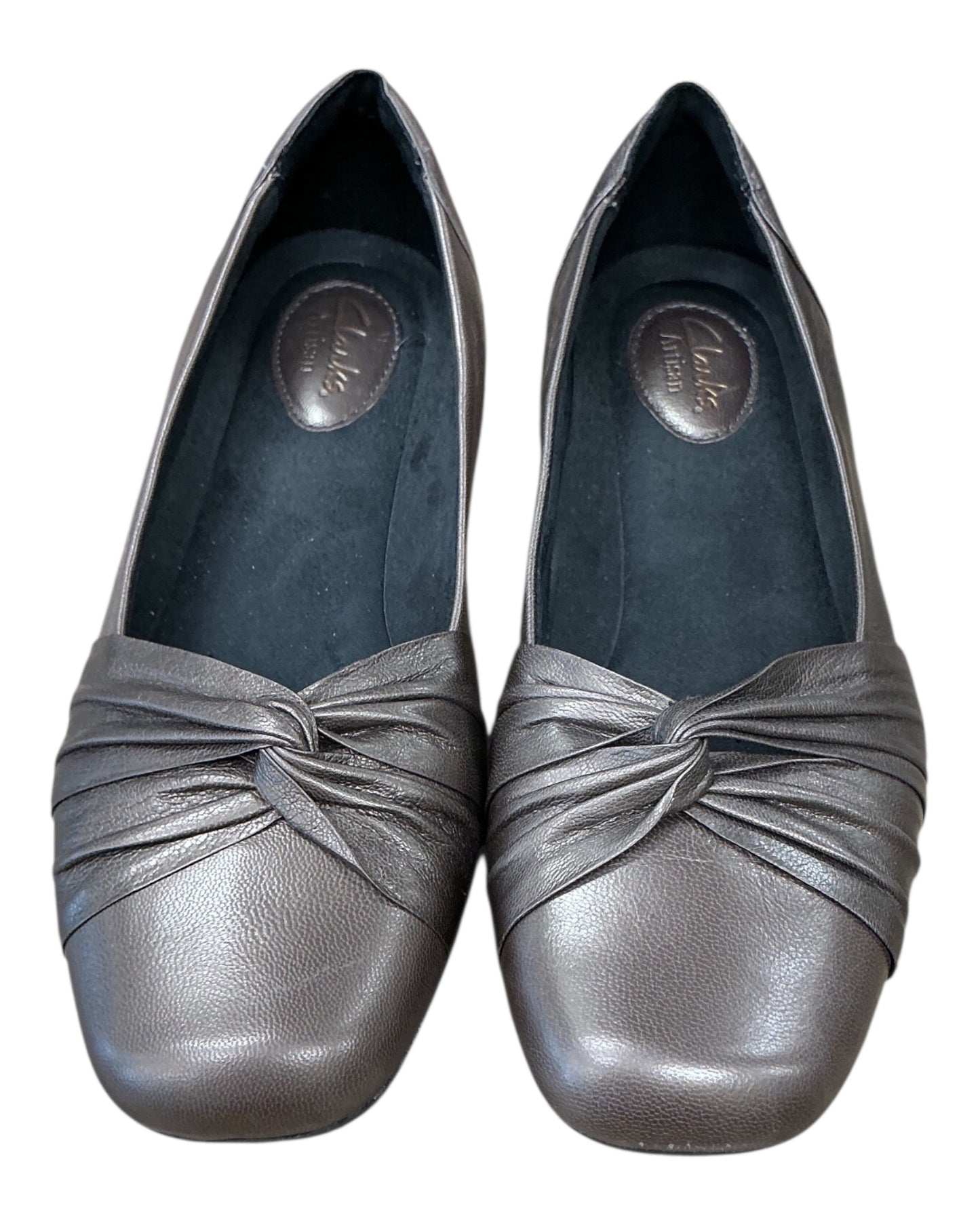 Shoes Flats By Clarks In Gold, Size:9.5