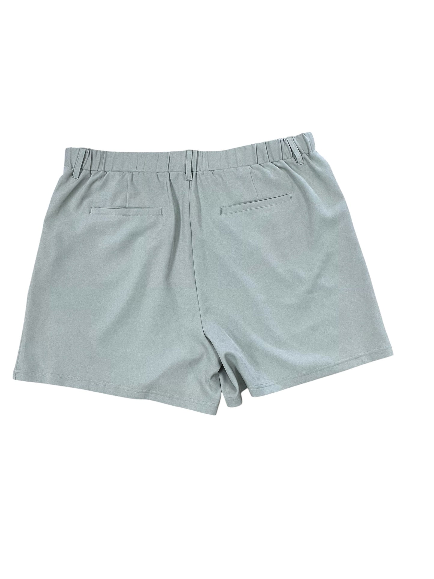 Shorts By 32 Degrees In Green, Size:16