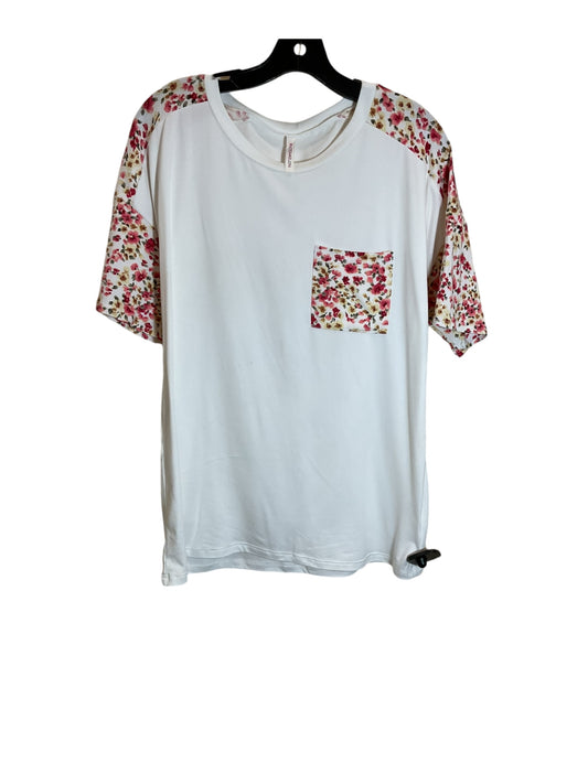 Top Short Sleeve By Clothes Mentor In Ivory, Size: S