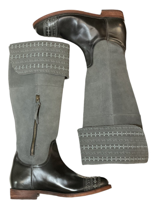 Boots Western By Justin In Grey, Size: 6.5