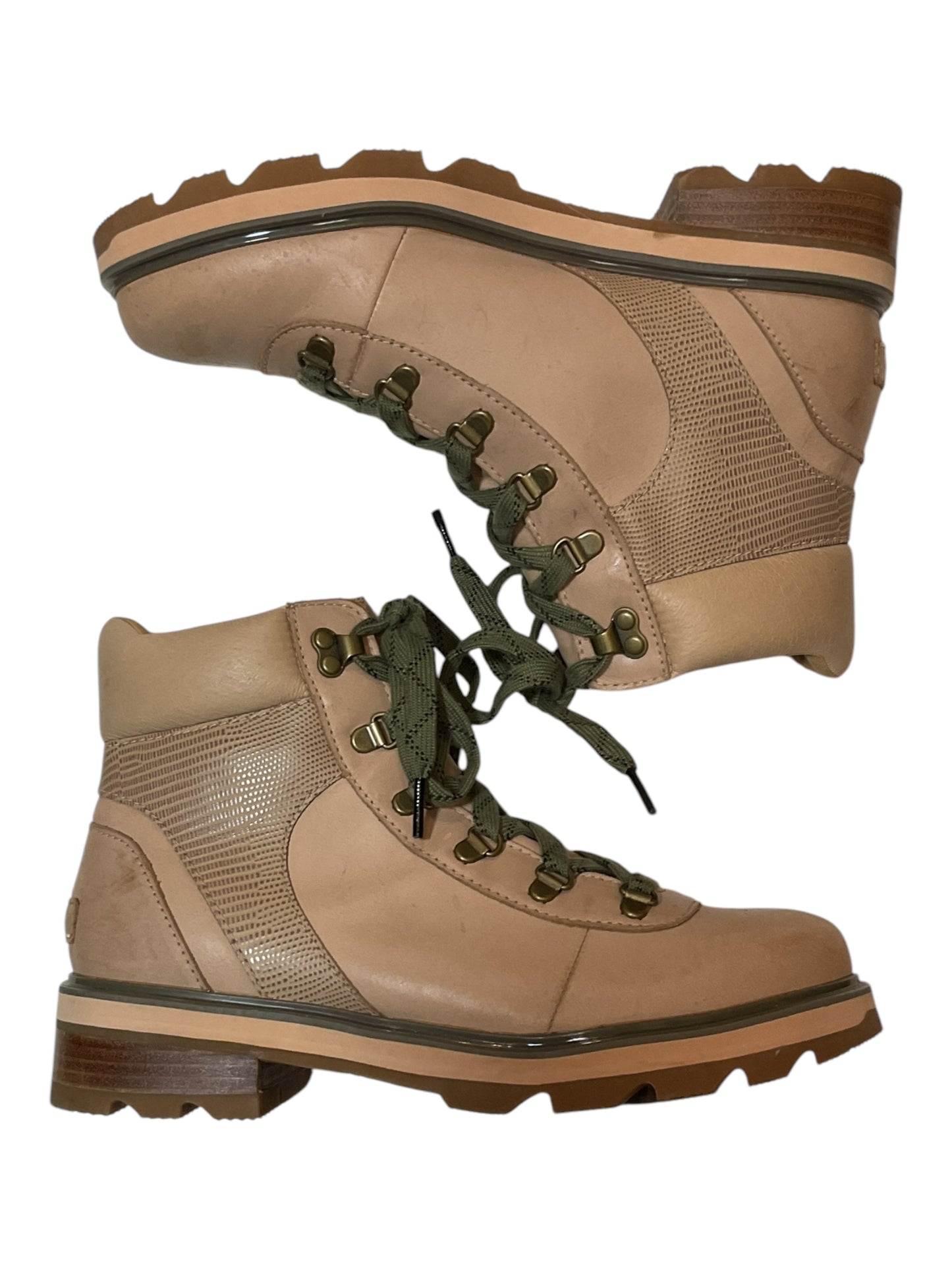 Boots Hiking By Sorel In Tan, Size: 10