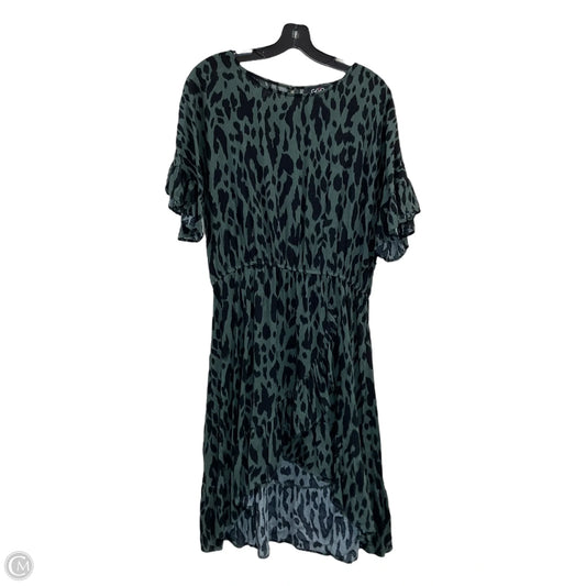 Dress Casual Short By Gigio In Green, Size: L
