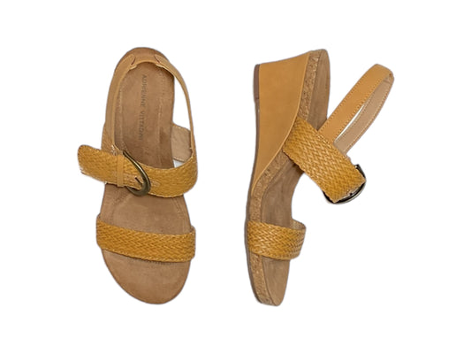 Yellow Sandals Heels Block Adrienne Vittadini, Size 8.5