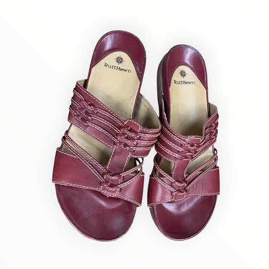 Sandals Flats By Ruff Hewn In Red, Size:8