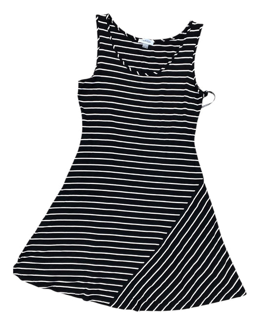 Dress Casual Short By Calvin Klein In Black & White, Size:M