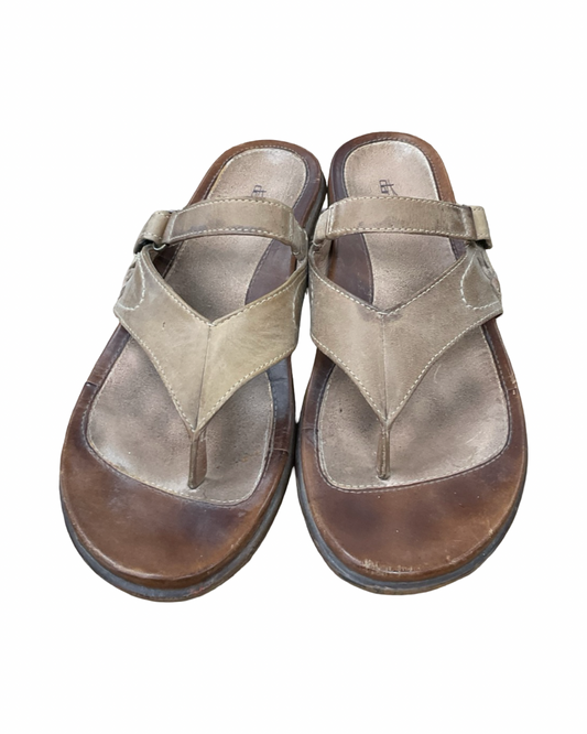 Sandals Flats By Dansko In Tan, Size:6.5