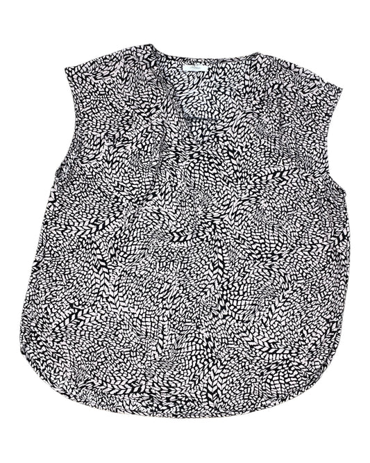 Top Sleeveless By Maurices In Black & Pink, Size:L