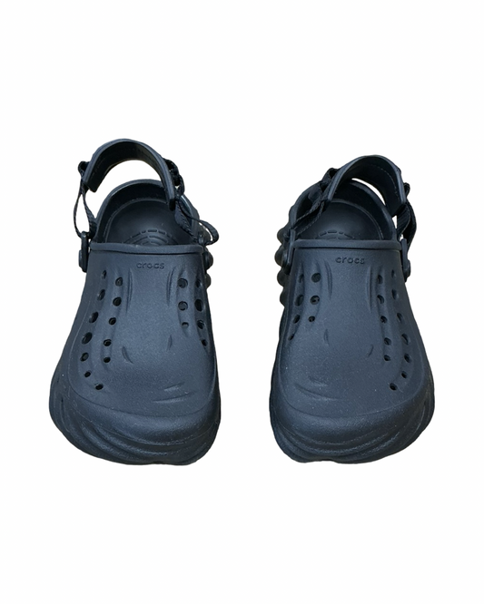 Shoes Flats By Crocs In Black, Size:9