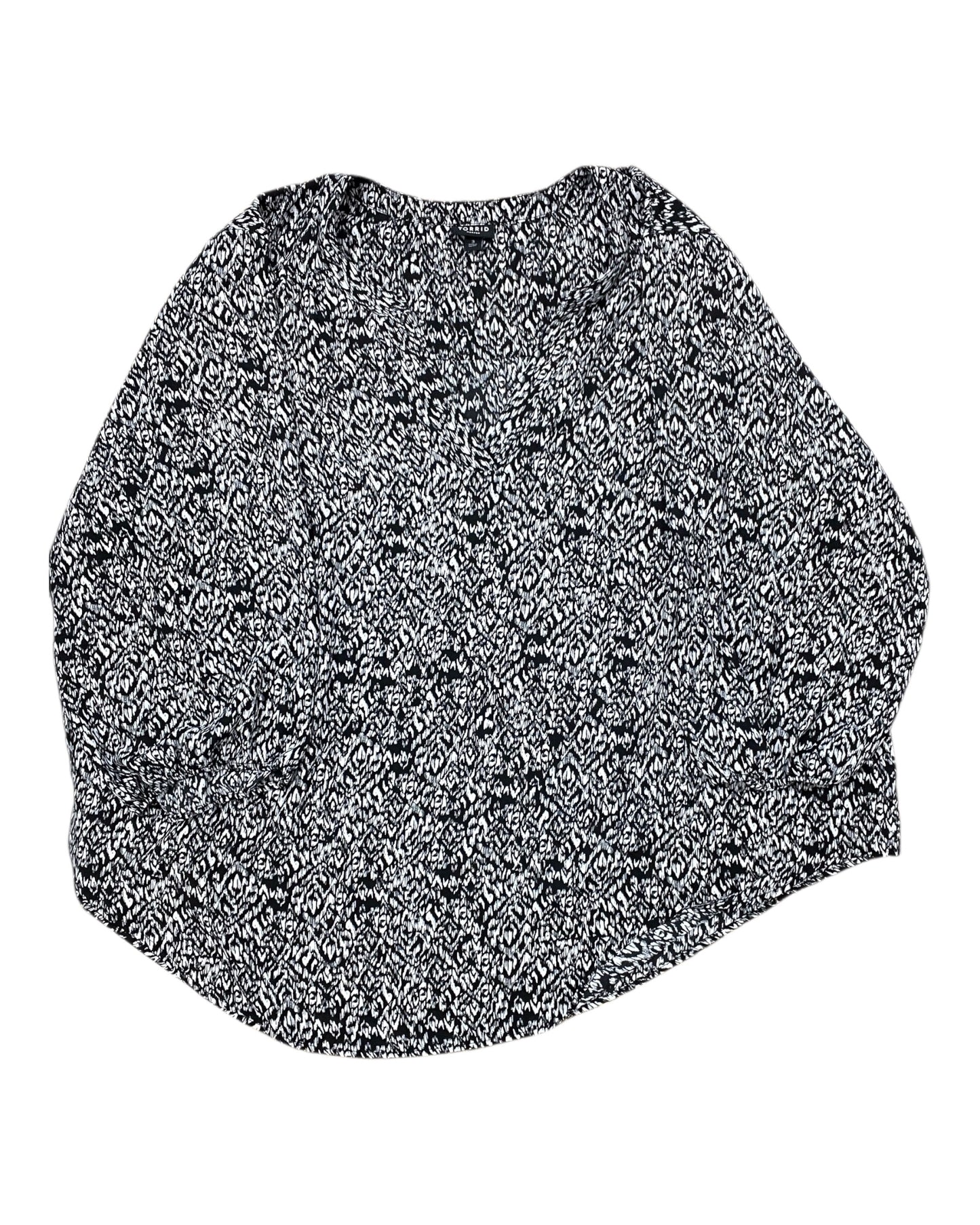 Top 3/4 Sleeve By Torrid In Black & White, Size:3X