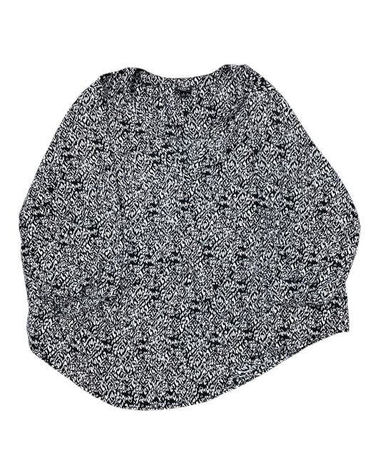 Top 3/4 Sleeve By Torrid In Black & White, Size:3X