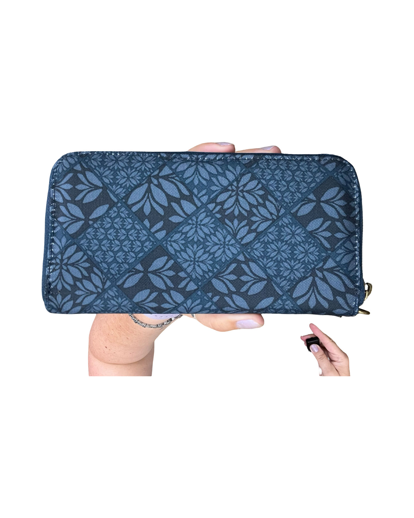 Wallet By Travelon In Blue, Size:Medium