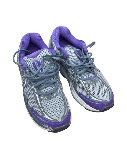 Shoes Athletic By Brooks In Grey & Purple, Size:9