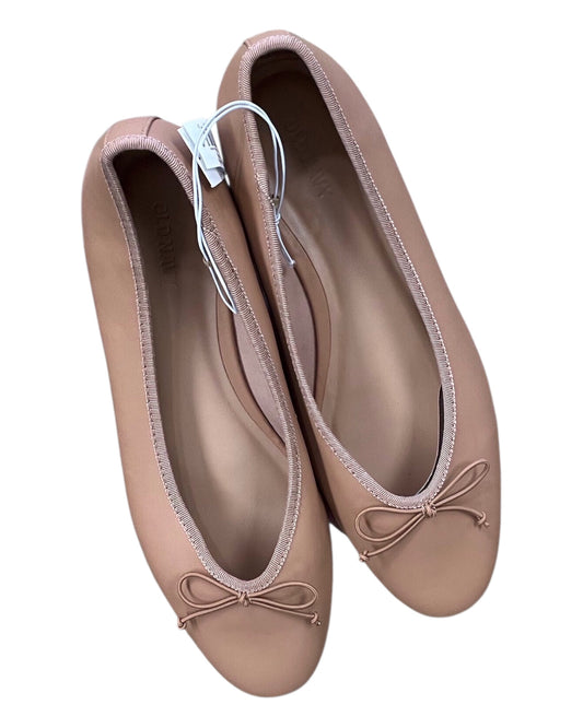 Shoes Flats By Old Navy In Beige, Size:7