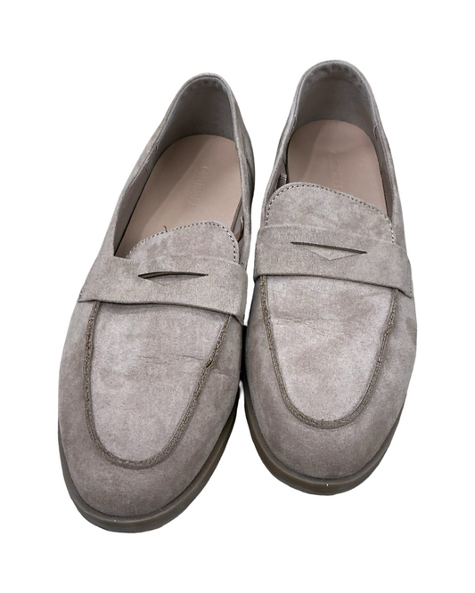 Shoes Flats By Old Navy In Tan, Size:10
