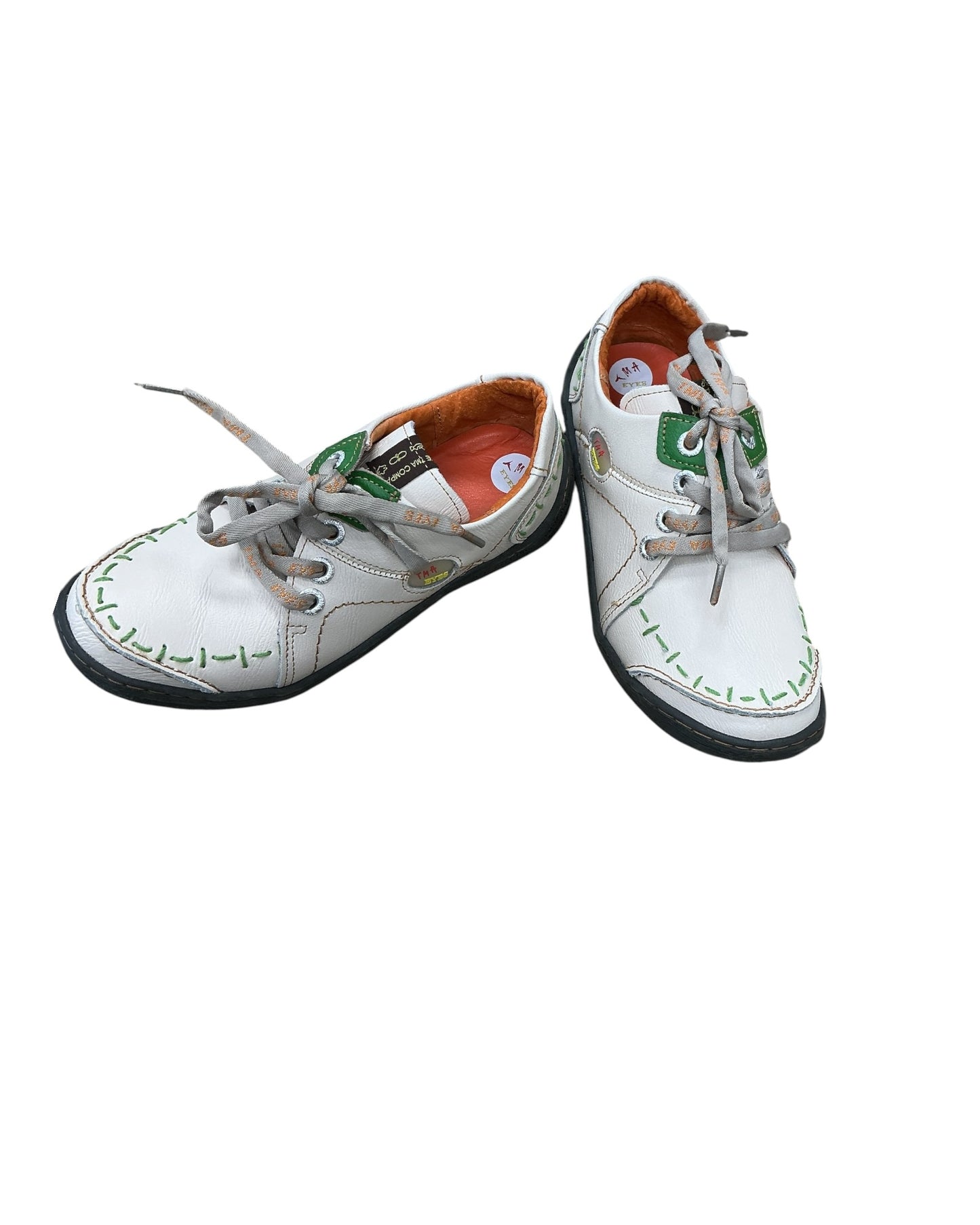 Shoes Sneakers By Clothes Mentor In Tan, Size:7.5