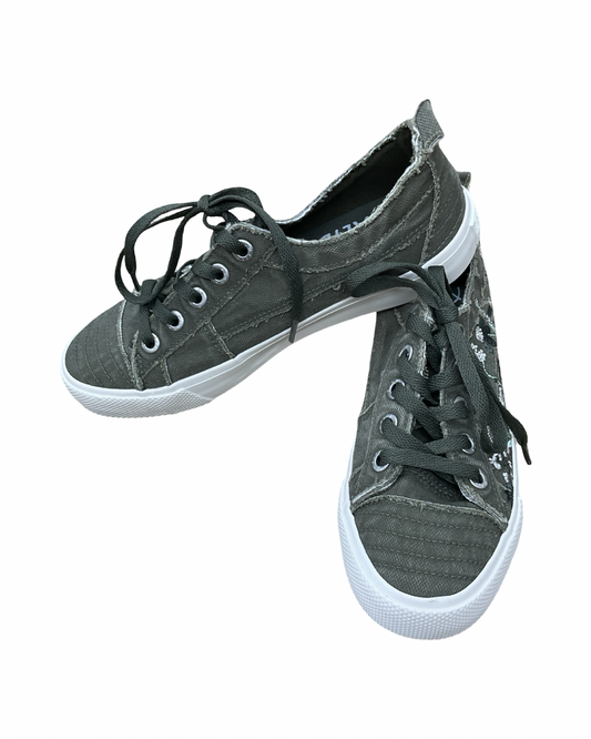 Shoes Sneakers By Blowfish In Green, Size:8
