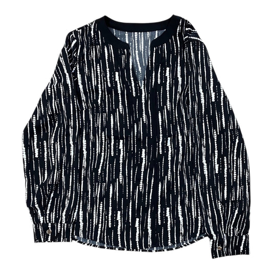 Top Ls By Clothes Mentor In Black & White, Size:M