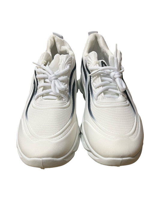 Shoes Athletic By Clothes Mentor In White, Size:11.5