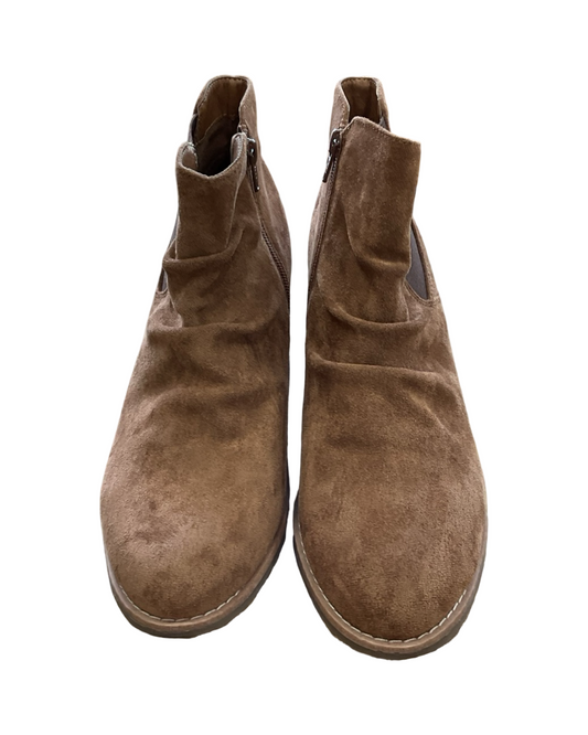 Boots Ankle Heels By Sofft In Tan, Size:11