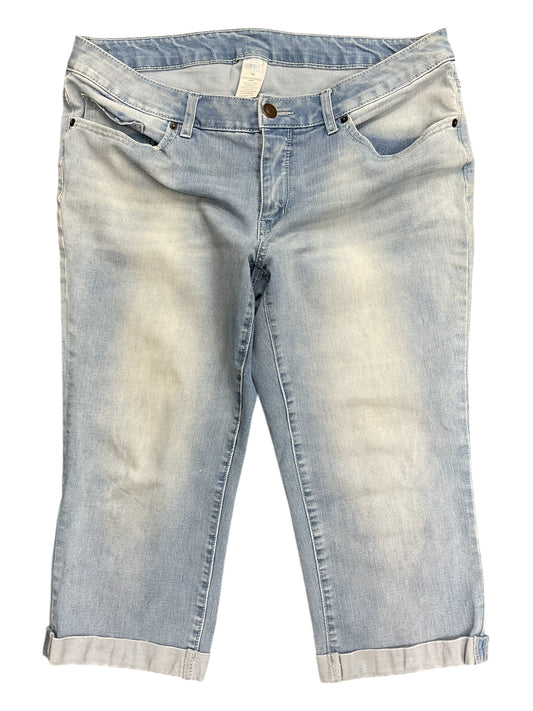 Capris By Time And Tru In Blue Denim, Size:16