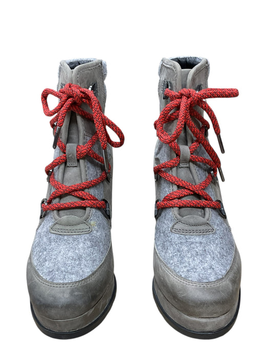 Boots Ankle Heels By Sorel In Green & Grey, Size:9