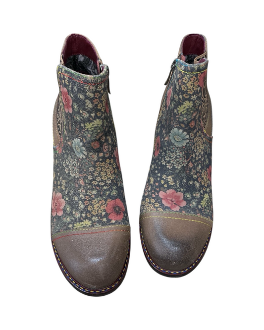 Boots Ankle Heels By Spring Step In Brown, Size:8.5