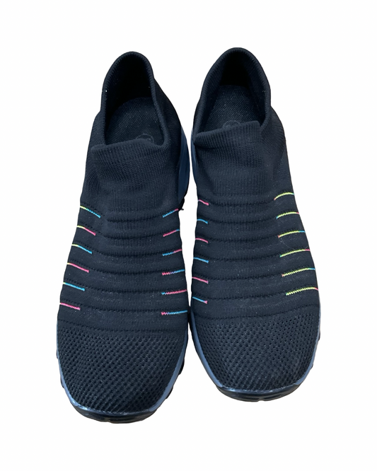 Shoes Sneakers By Clothes Mentor In Black, Size:7.5