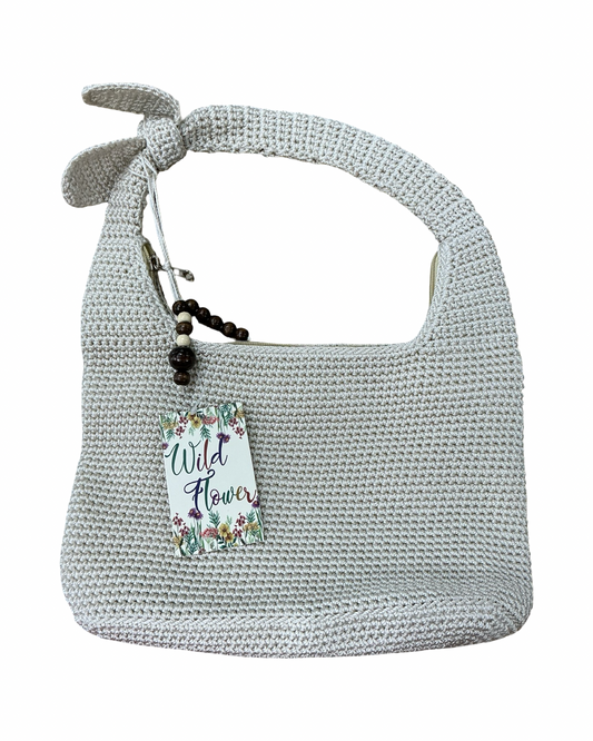 Handbag By Clothes Mentor In White, Size:Medium