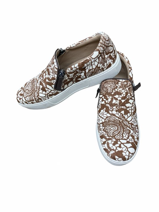 Shoes Sneakers By Very Volatile In Brown & Cream, Size:9.5