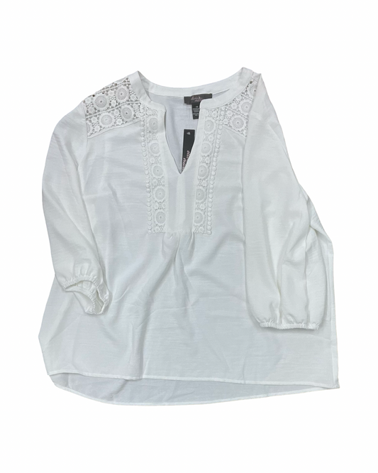 Top 3/4 Sleeve By Clothes Mentor In White, Size:2X