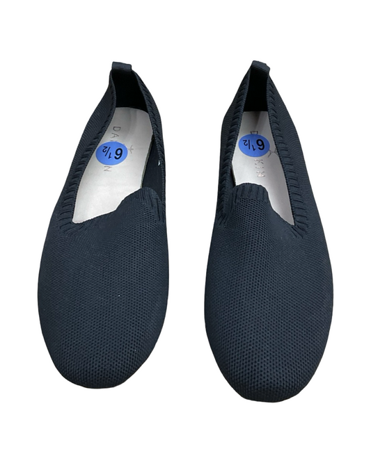 Shoes Flats By Danskin In Black, Size:6.5
