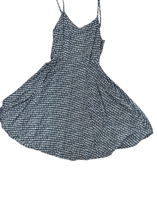 Dress Casual Short By Old Navy In Black & White, Size:Xs