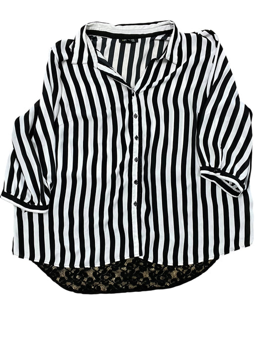 Top Ss By Clothes Mentor In Black & White, Size:4X