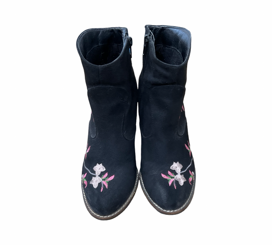 Boots Ankle Heels By Hippie Laundry In Black, Size:7.5