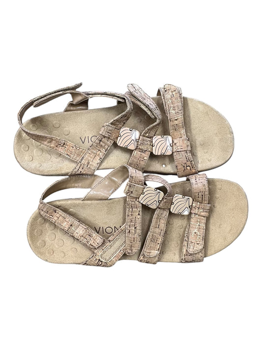 Sandals Flats By Vionic In Tan, Size:8