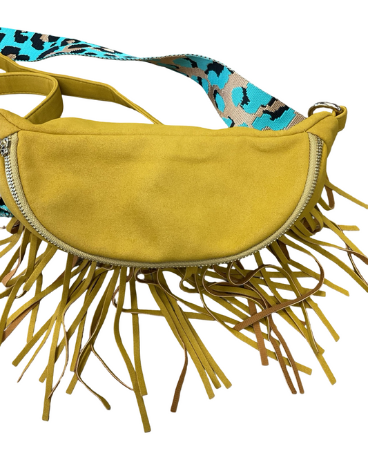 Belt Bag By Clothes Mentor In Yellow, Size:Medium