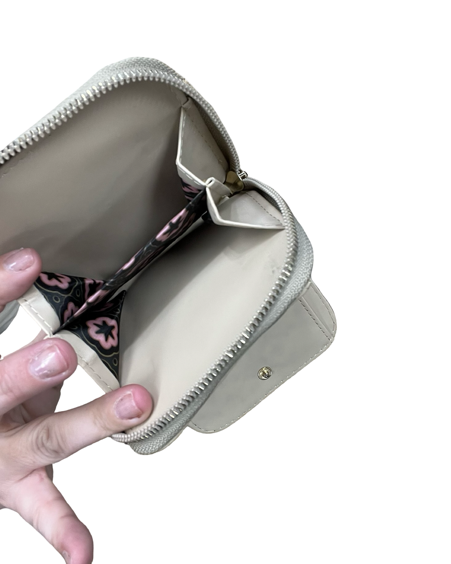 Wallet By Clothes Mentor In Gold, Size:Small