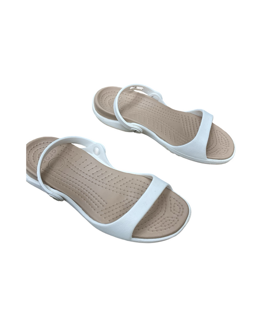 Sandals Flats By Crocs In Cream, Size:7