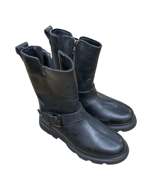 Boots Ankle Heels By Clothes Mentor In Black, Size:7.5