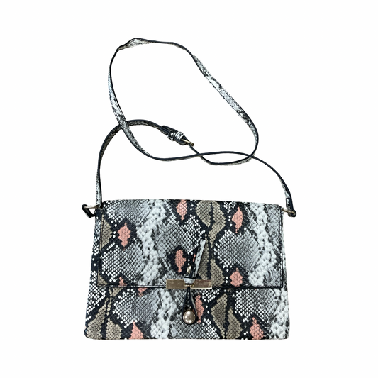 Crossbody By Clothes Mentor In Snakeskin Print, Size:Small