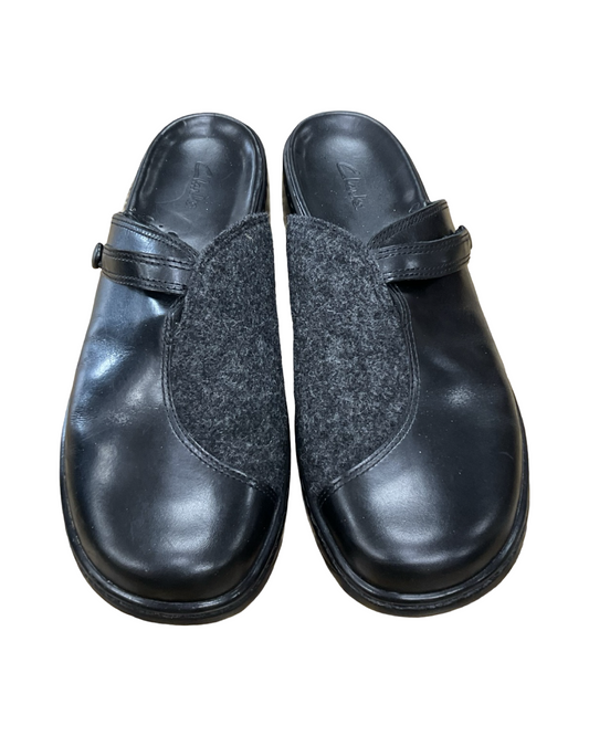 Shoes Flats By Clarks In Black, Size:8